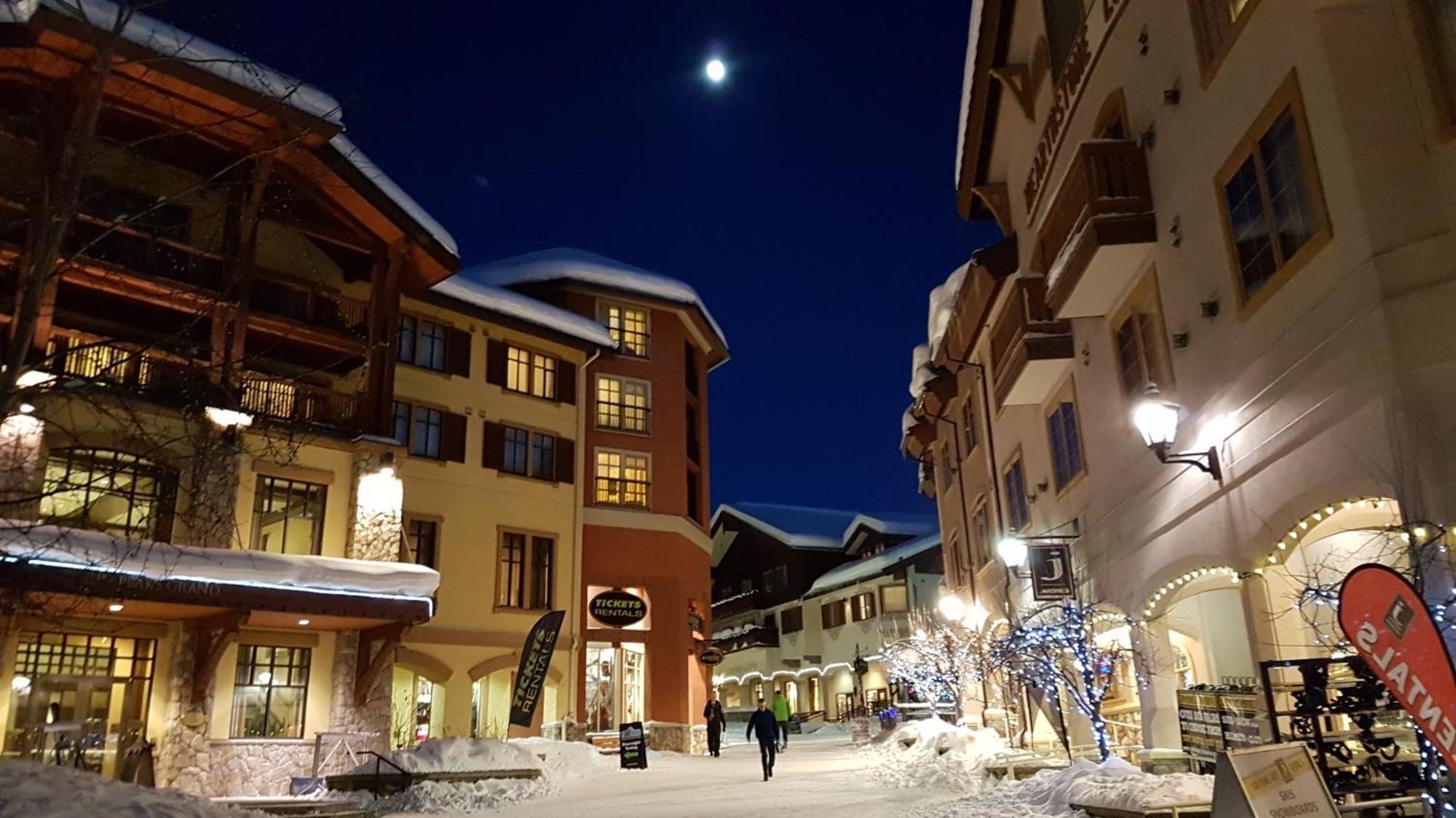 Morrisey Chalet At Sun Peaks Εξωτερικό φωτογραφία